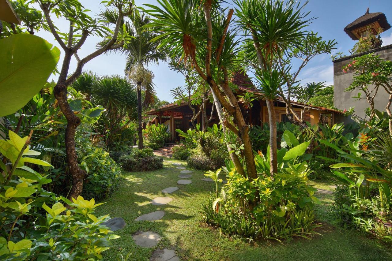 Mahe Garden And By Kamara Villa *