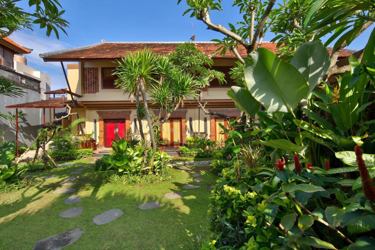 Mahe Garden And By Kamara Villa *