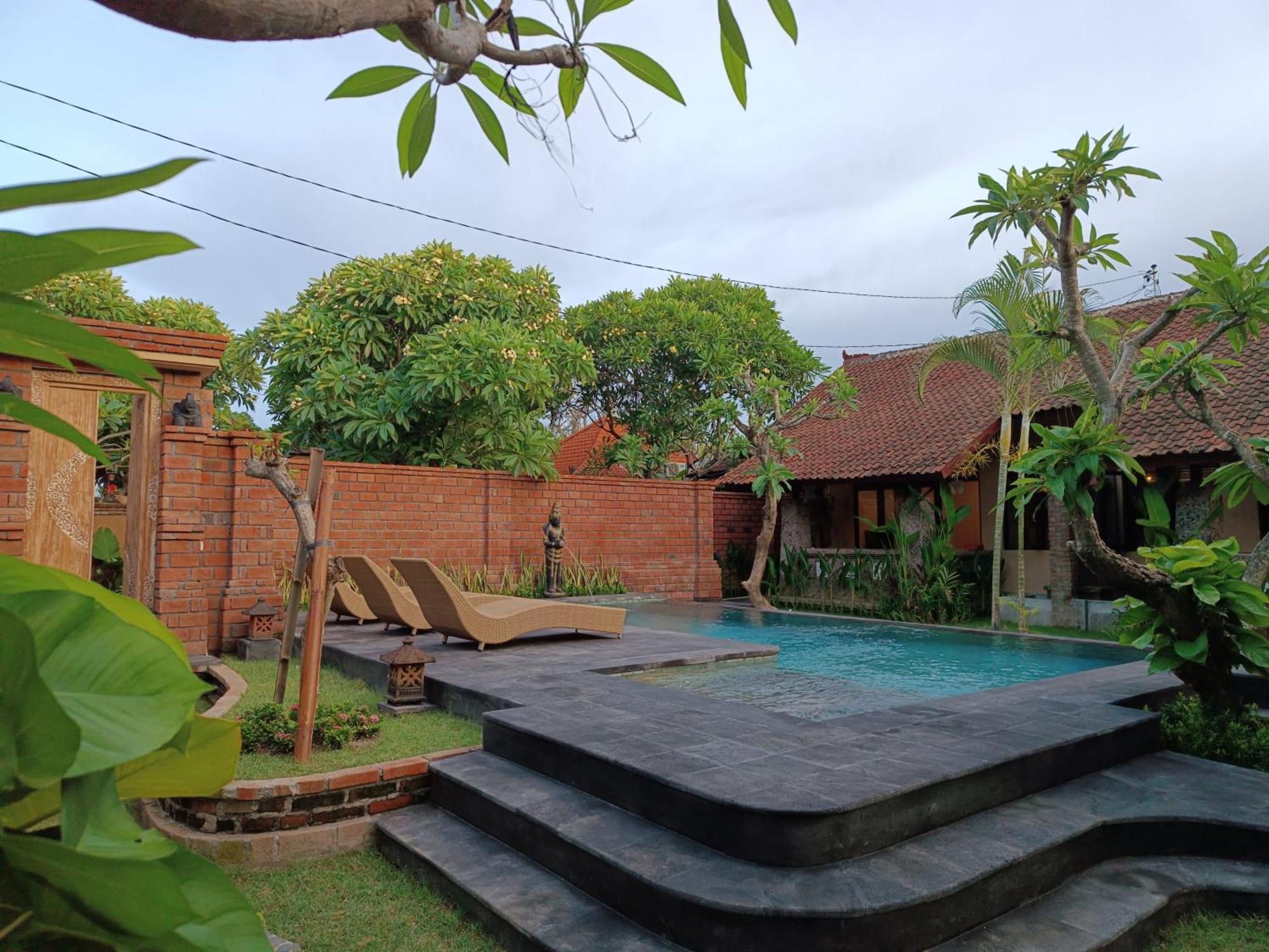 Mahe Garden And By Kamara Villa